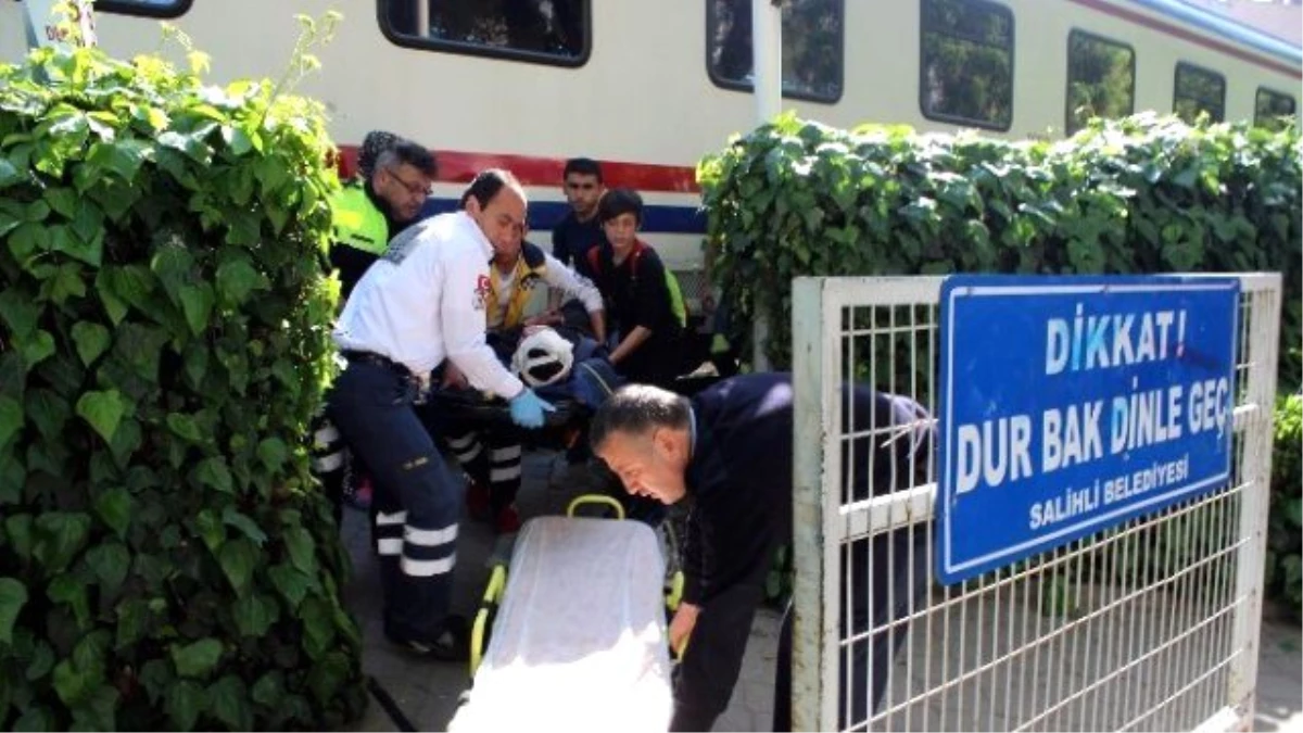 Manisa\'da Tren Kazası: 1 Ağır Yaralı
