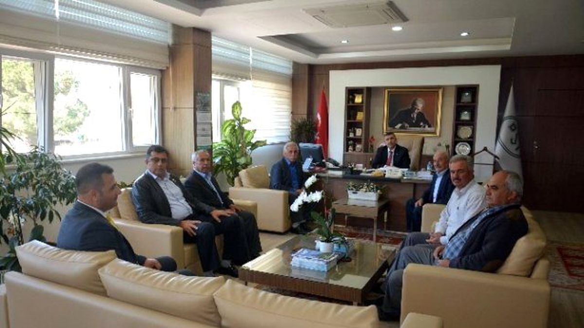 Muhtarlardan DSİ Böle Müdürü Özgür\'e Ziyaret