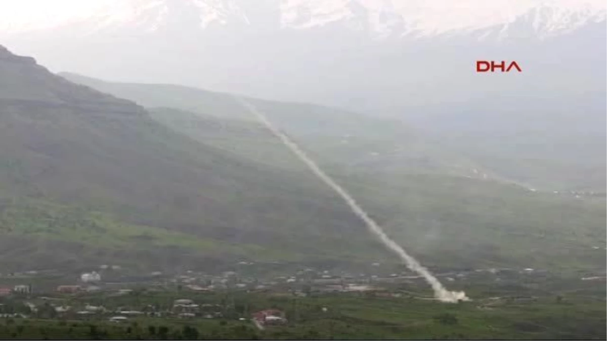 Şemdinli Derecik\'te PKK Hedefleri Top Atışlarıyla Vuruldu