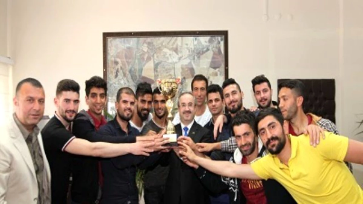 Üniversiteler Arası Futbol 1.Lig\'inde Dicle Başarısı