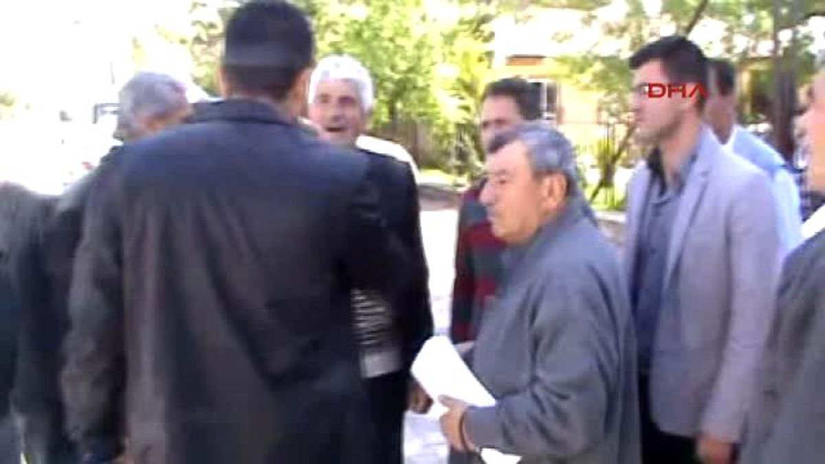 Adıyaman Gölbaşı\'nda \'İstimlak Bedeli\' Eylemi