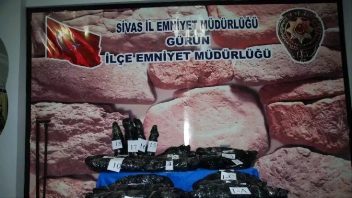 Akaryakıt Deposunda 19 Kilo Kilo Esrar Yakalandı