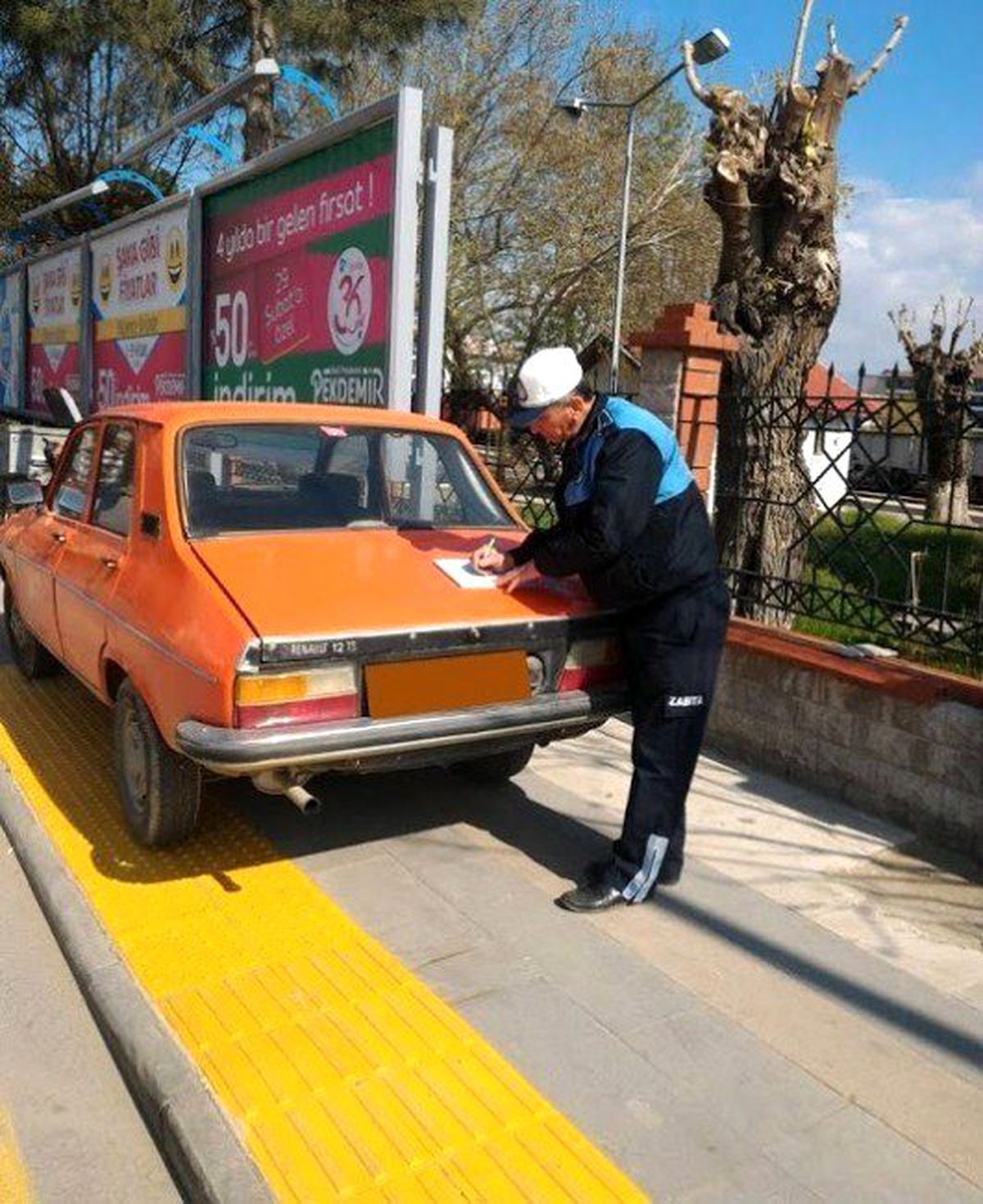 Alaşehir Belediyesi Engelleri Kaldırıyor
