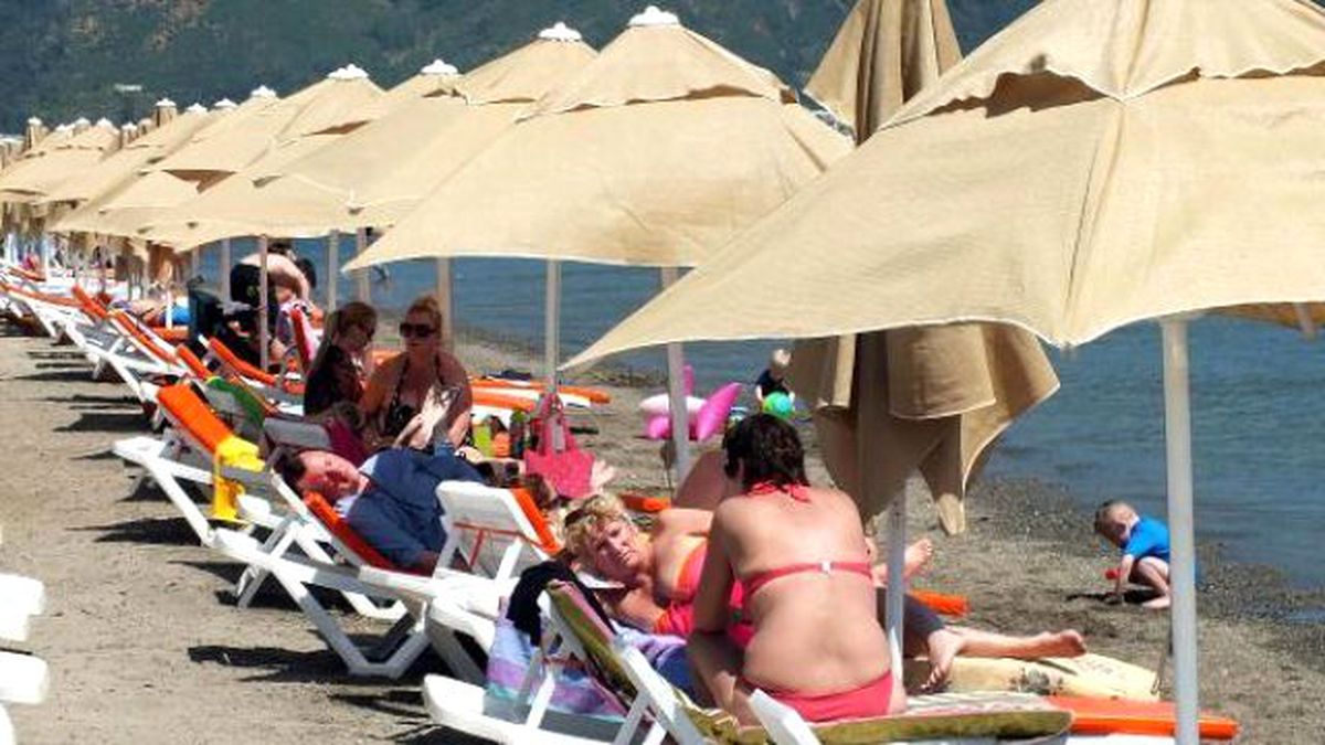 Marmaris Plajları Hareketlendi