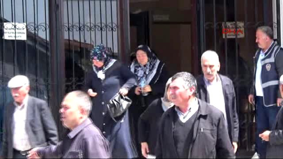 Soma\'da Ölen Madencinin Ailesine Yürek Burkan İcra Takibi