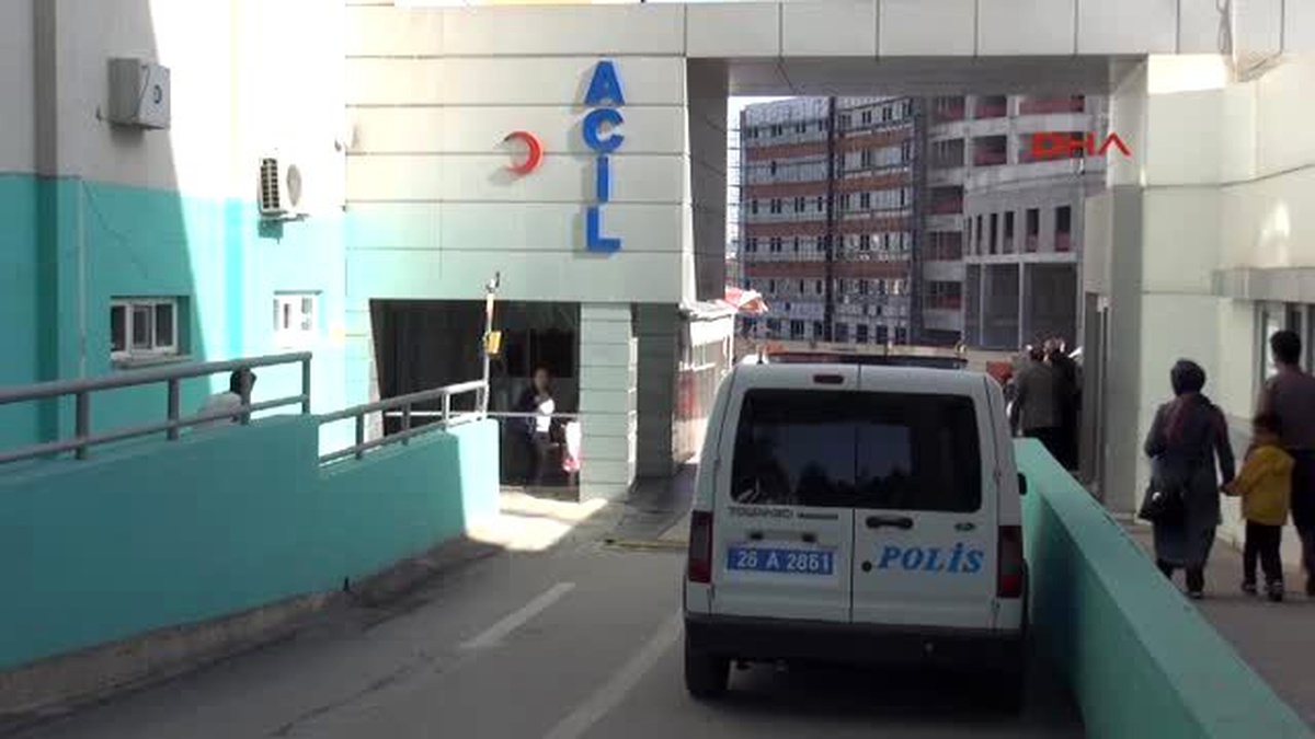 Eskişehir\'de 30 İşçi Yemekten Zehirlendi