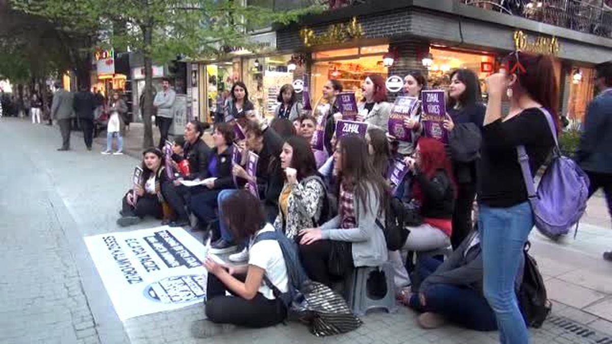 Eskişehir - Kadınlar, İşyerinde Tacizi Protesto Etti