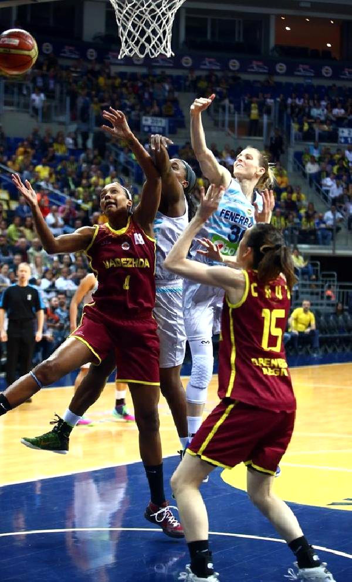 Fenerbahçe Final Şansını Yitirdi