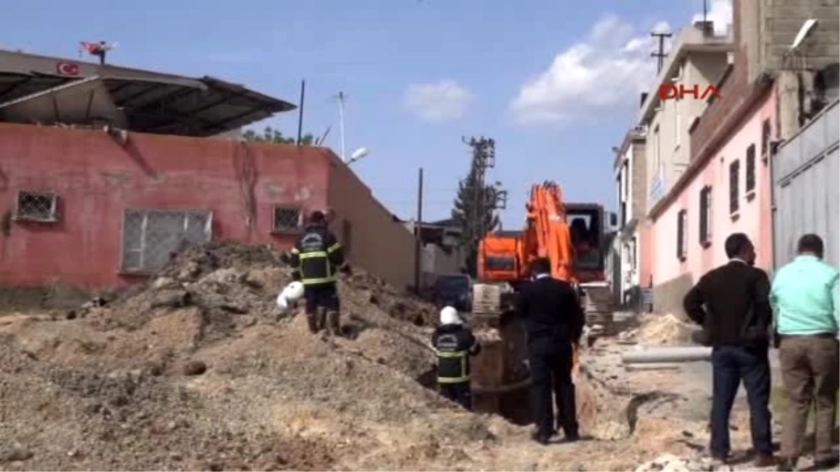 Gaziantep Kanalizasyon Çalışmasında Göçük Oluştu, 1 İşçi Yaralandı