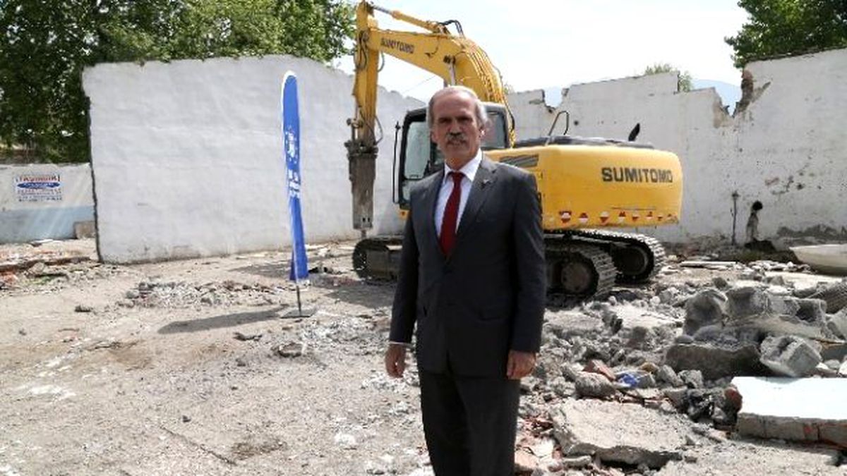 İstanbul Caddesi\'nde Dönüşüm Başladı