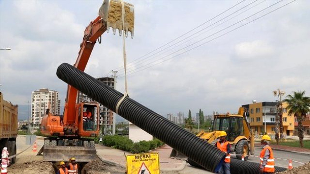 Meski\'nin Kanalizasyon Çalışmaları Sürüyor