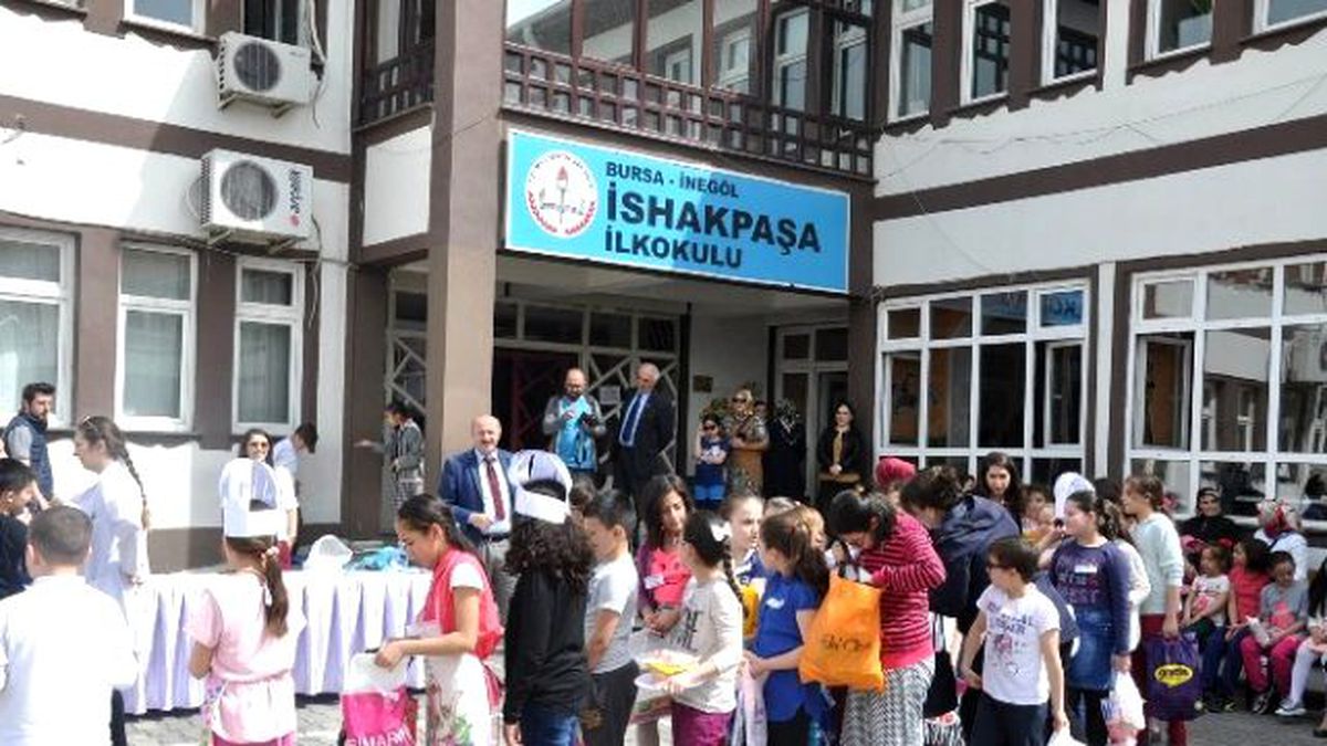 Neşeli Tabaklar" Yarıştı