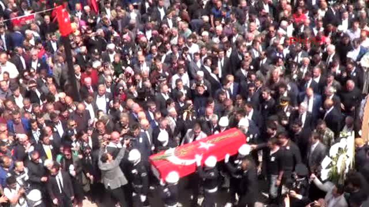 Ordu Şehit Polis Gözyaşlarıyla Toprağa Verildi; Acılı Baba \'Kahpe Kurşunlar Yürek Yakıyor\'-2