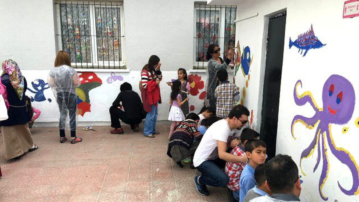 Pfizerliler "Sahiplen Günü"nde bu kez çocuklar için harekete geçti!