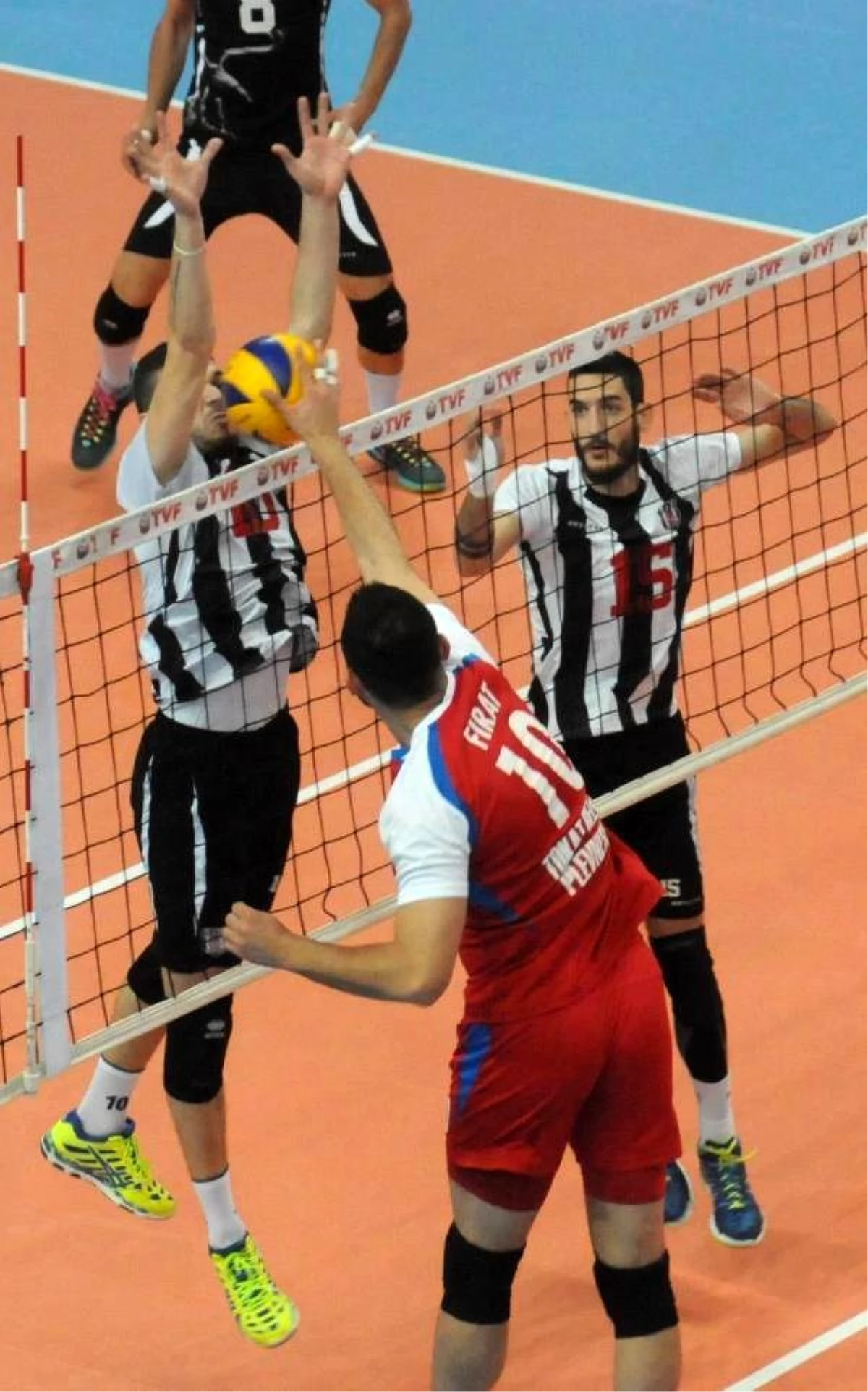 Tokat Belediye Plevne- Beşiktaş: 2-3 (Voleybol: Erkekler 1. Lig Baraj Etabı)