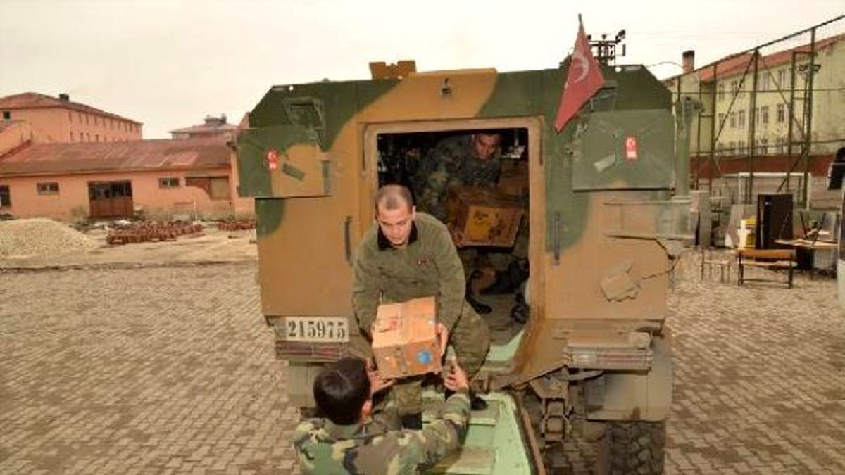 Yurdun Dört Bir Yanından Operasyon Bölgesindeki Güvenlik Güçlerine İkram Malzemeleri Gönderildi