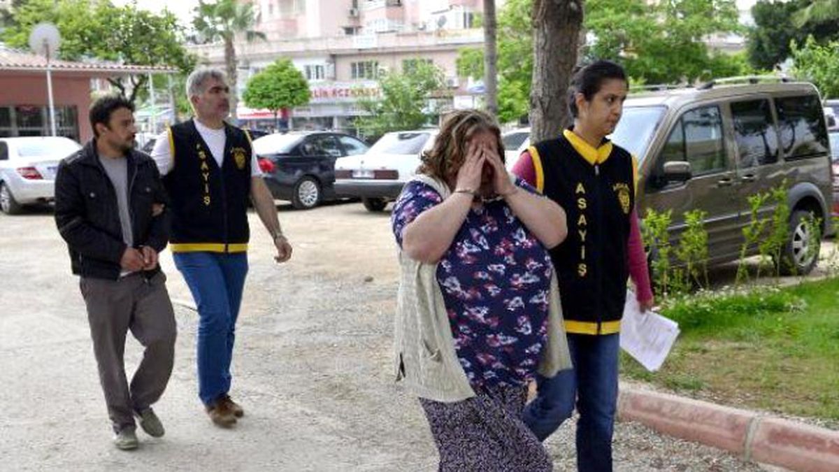 Evinde Fuhuş Yaptıran Kadına Suçüstü