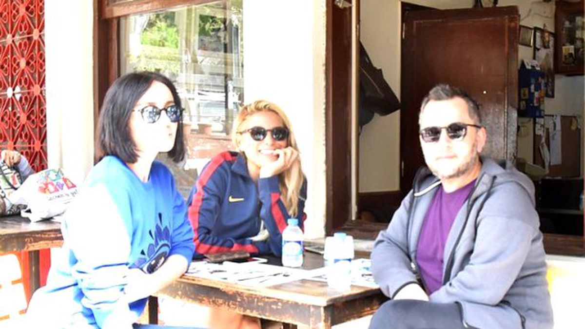 Gülşen Tektaş Yüzüğünü Saklamaya Çalıştı