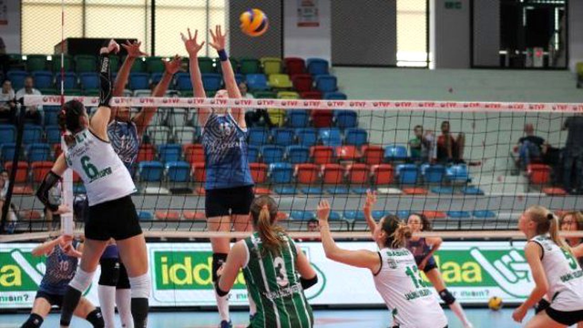 Halkbank-Salihli Belediyespor: 1-3 (Kadınlar Voleybol 1.lig Play-out)