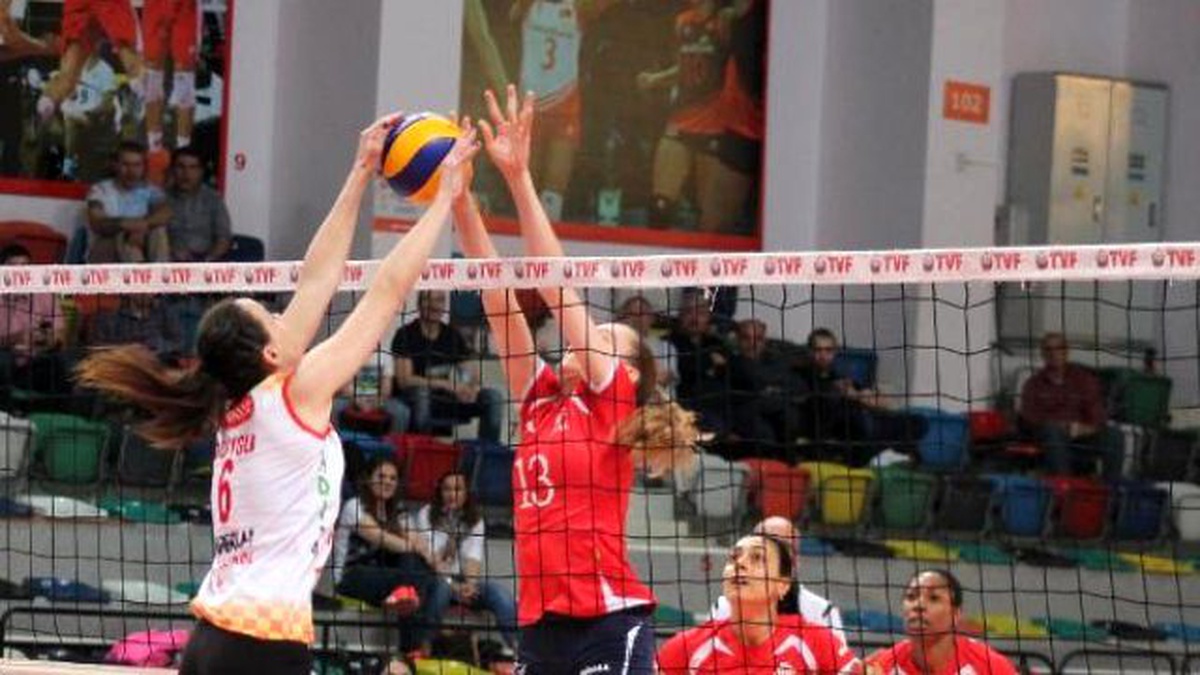 İmperial Hastanesi İdmanocağı-İlbank: 1-3 (Kadınlar Voleybol 1\'inci Lig Play Out)