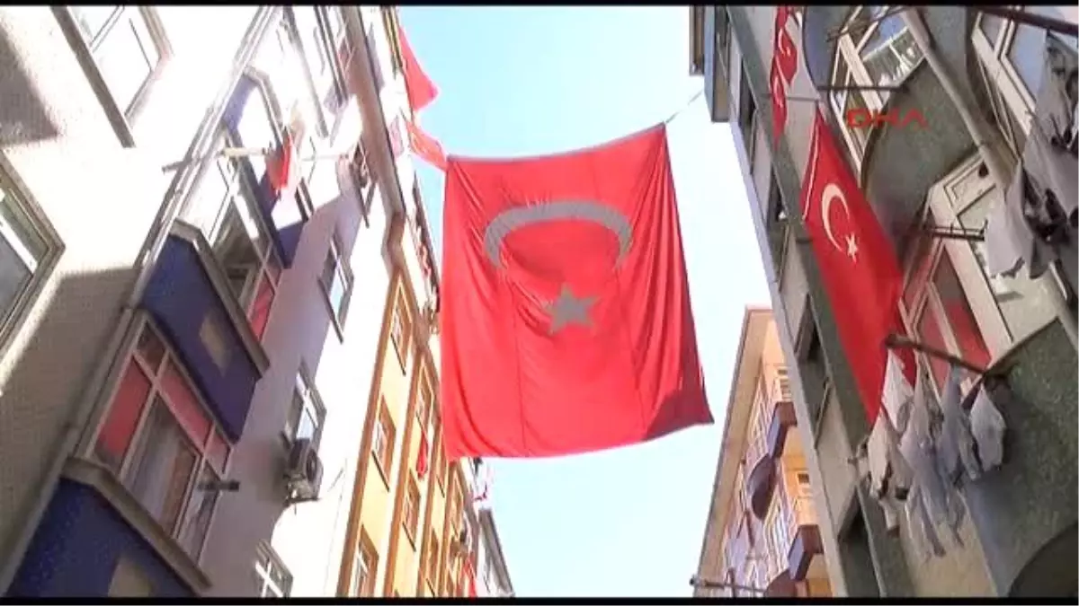 İstanbul\'a Şehit Ateşi Düştü