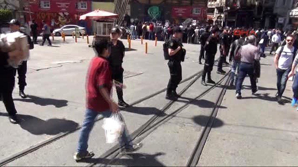 İstiklal Caddesi\'nde "Cumartesi Anneleri" İçin Yoğun Güvenlik Önlemi