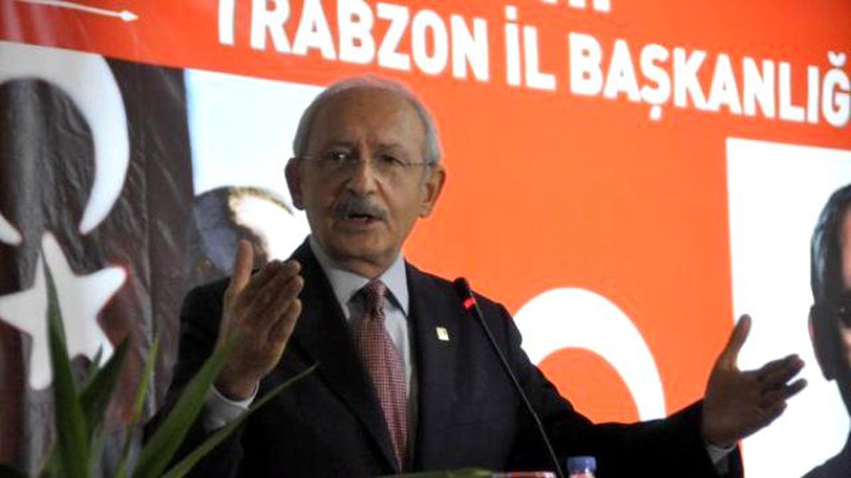 Kılıçdaroğlu Çayeli\'de Çay Toplantısına Katıldı (3)