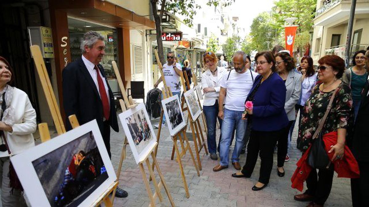 Konak\'ta \'Barış için Sanat\'