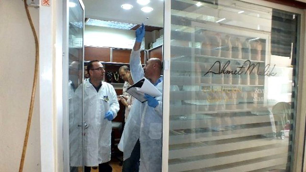 Marmaris\'te Kuyumcuda Beş Milyonluk Soygun