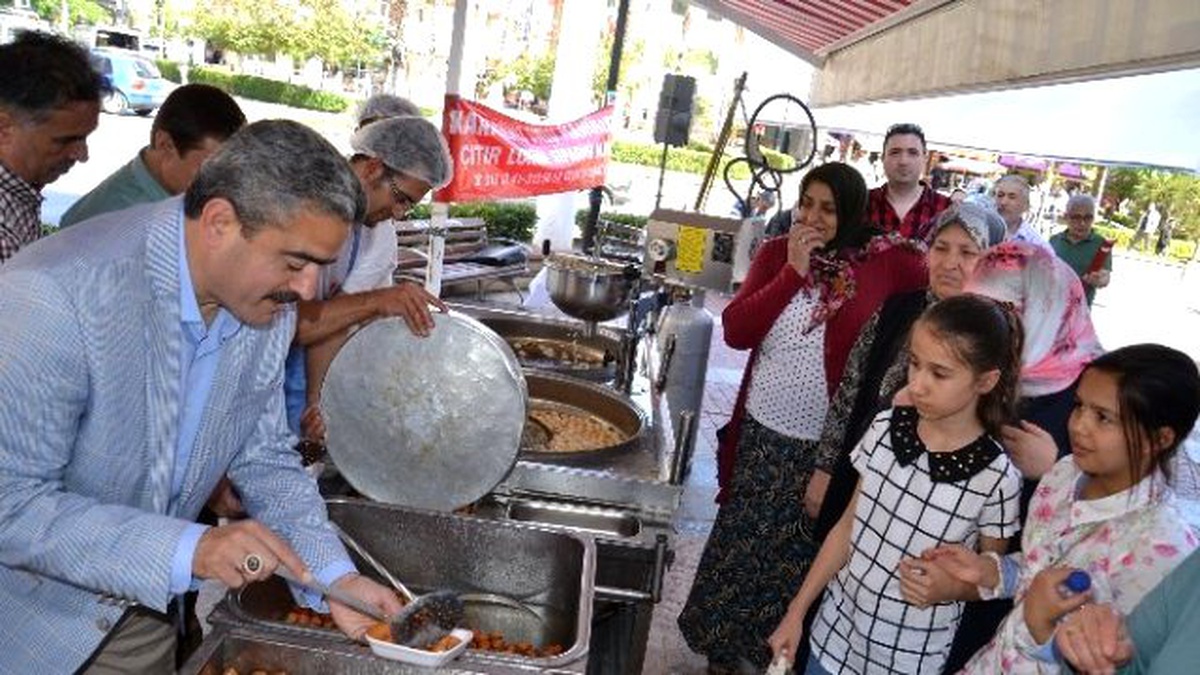 Nazilli Belediyesi\'nden Kutlu Doğum Lokması
