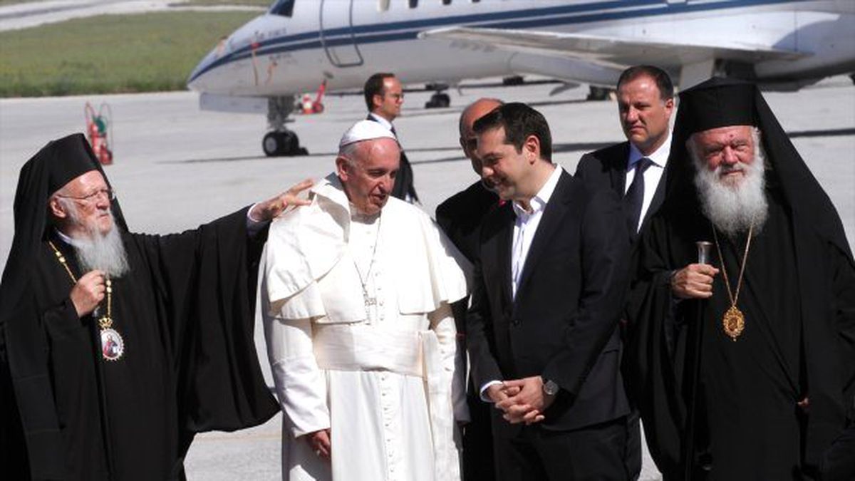 Papa, Midilli'den 10 Sığınmacıyı Vatikan'a Götürecek