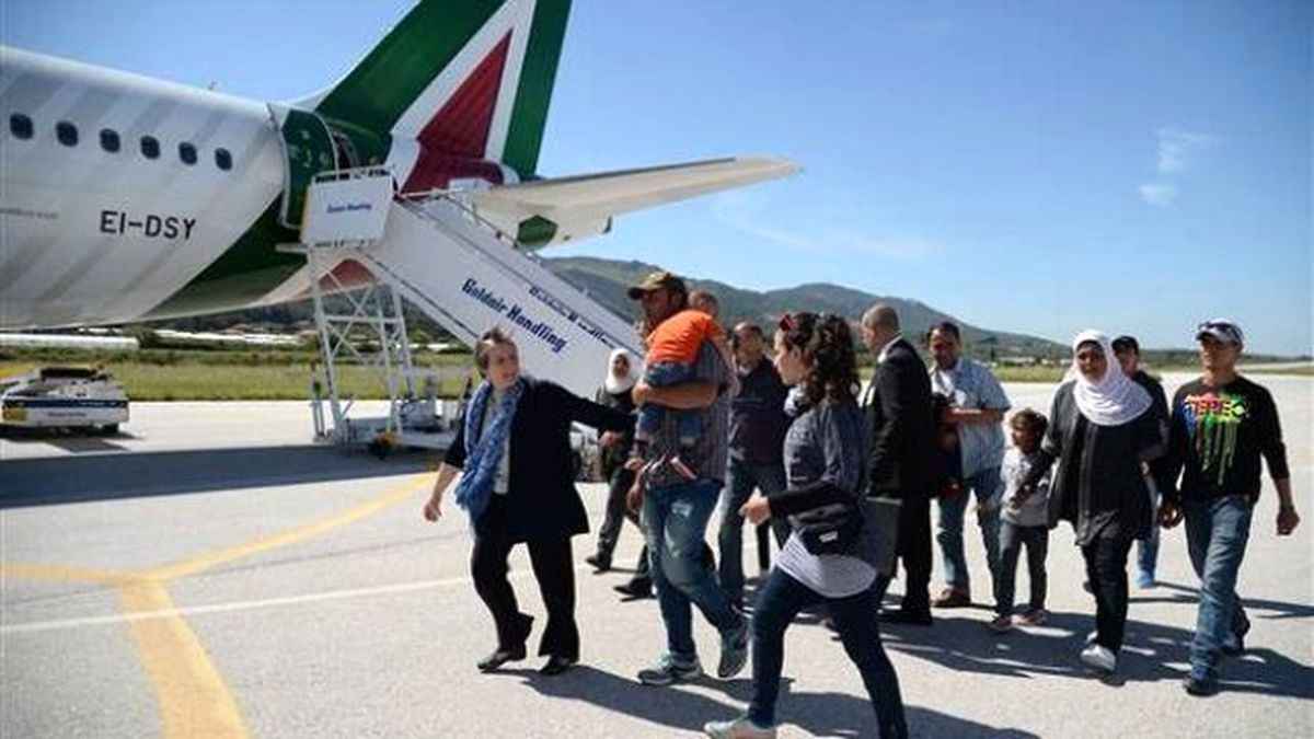 Papa 12 Suriyeli Mülteciyi Vatikan\'a Götürdü