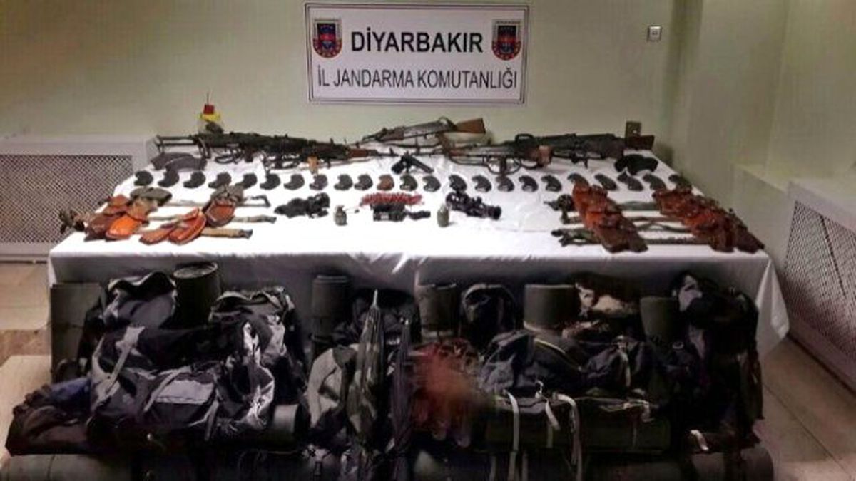 Silvan\'da Öldürülen Teröristlerin Bombalı Araçlarla Yapılan 4 Saldırının Failleri Olduğu Ortaya...
