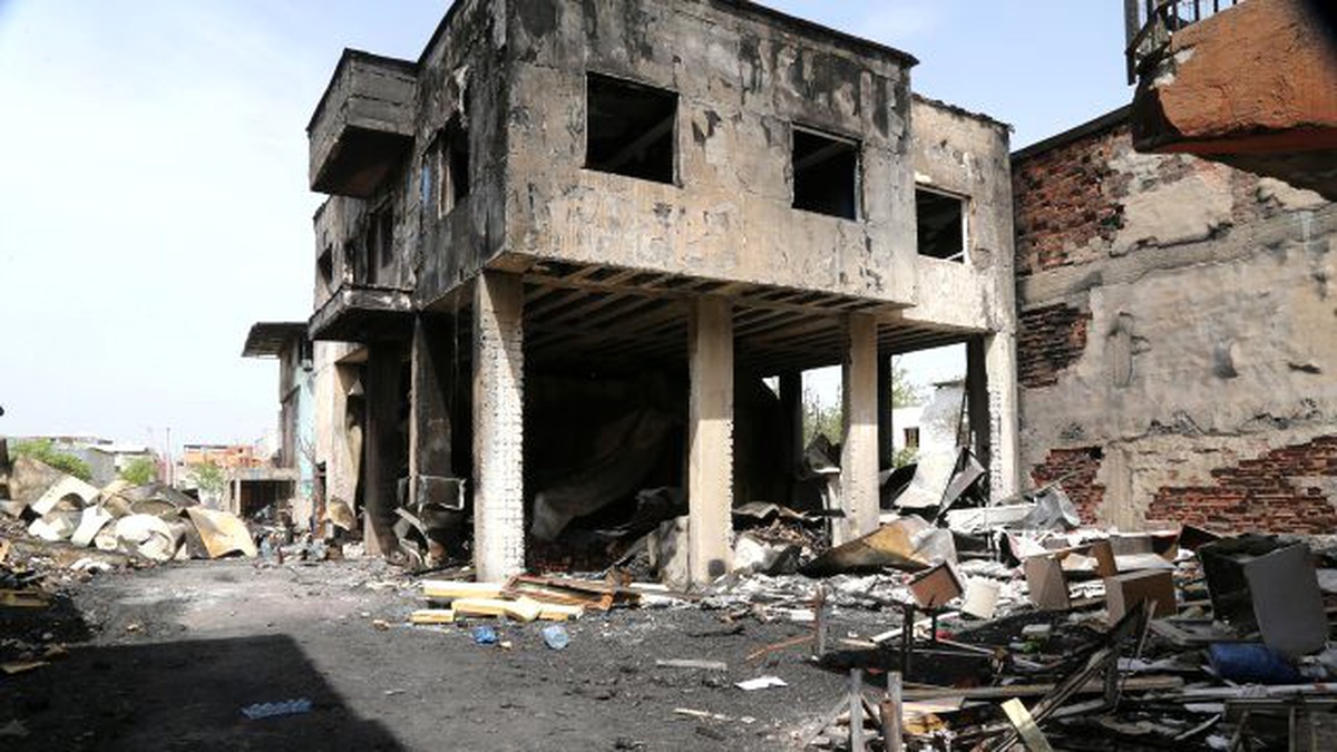 Yangının Yaralarını Büyükşehir Saracak