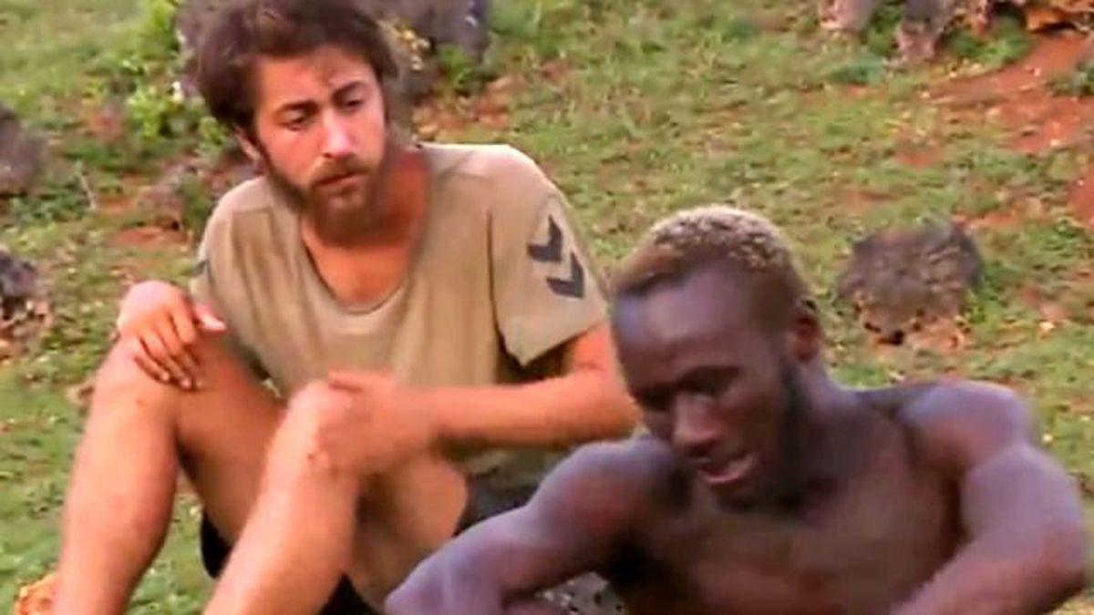 Yattara Gözyaşlarını Tutamadı, Semih Onu Teselli Etti!