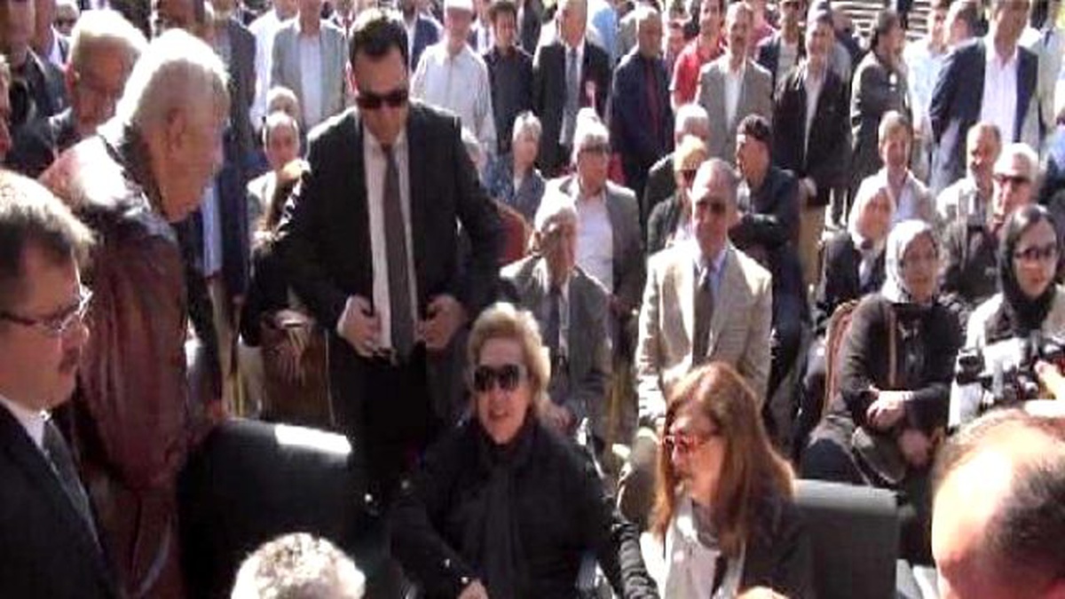 8. Cumhurbaşkanı Turgut Özal Mezarı Başında Anıldı