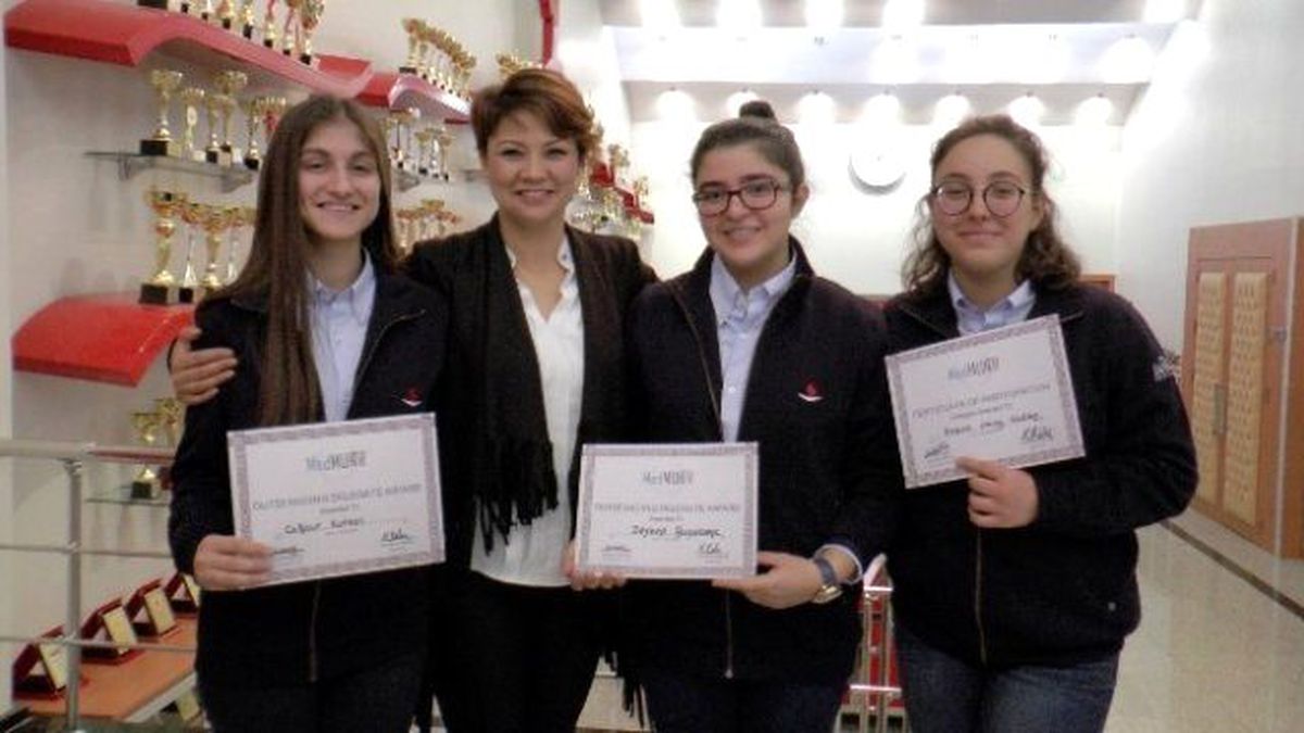 BM Konferansından Gaziantepli Öğrencilere İki Ödül