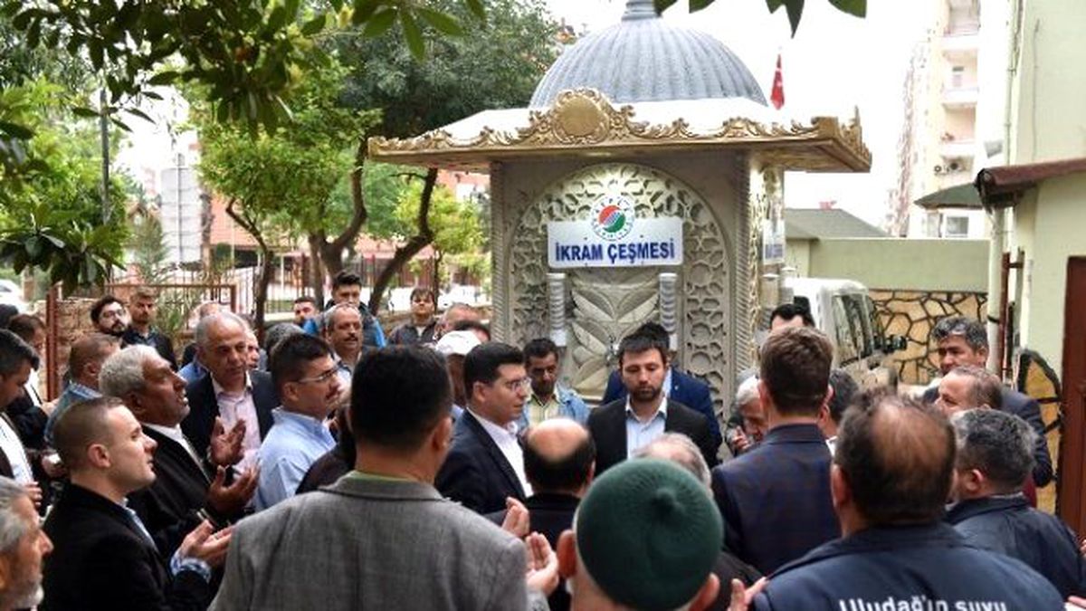 Musluklarından Çorba Akan İkram Çeşmesi Kepez\'de