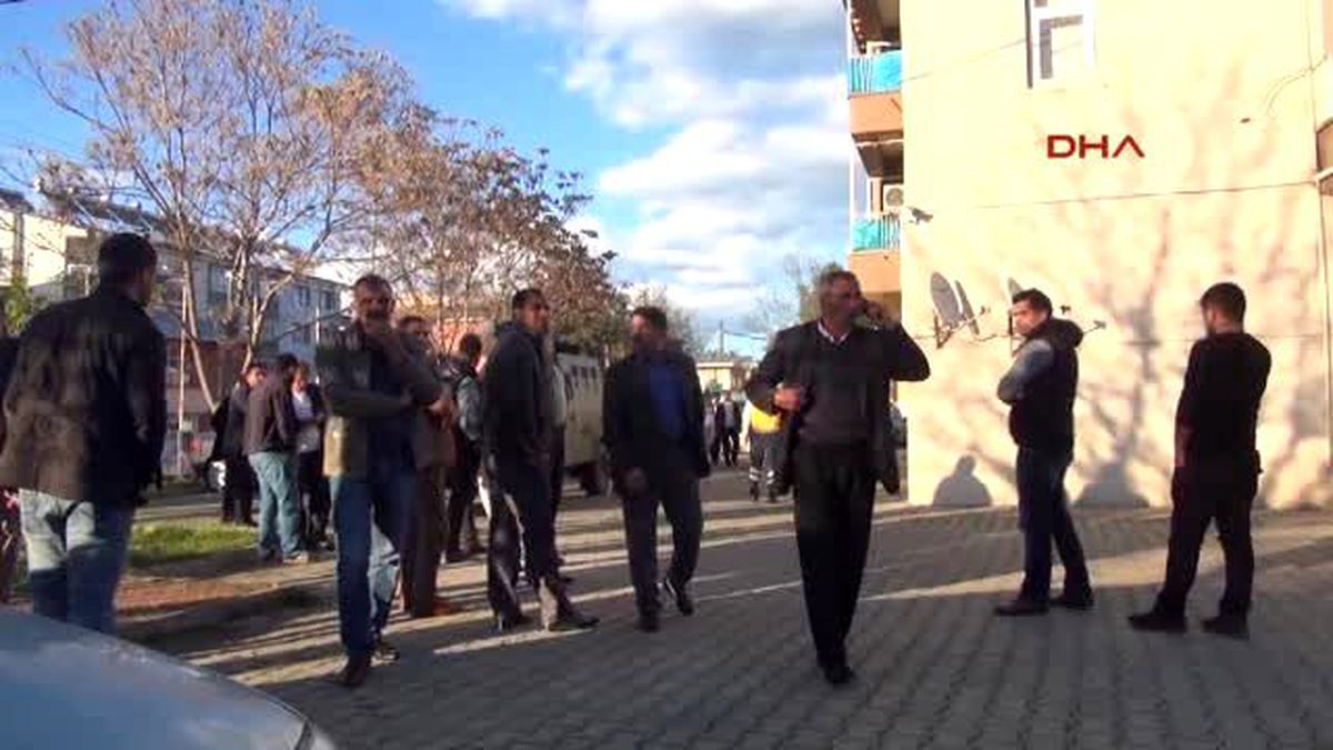 Nusaybin\'de Şehit Olan Polisin Bingöl\'deki Ailesine Haber Verildi