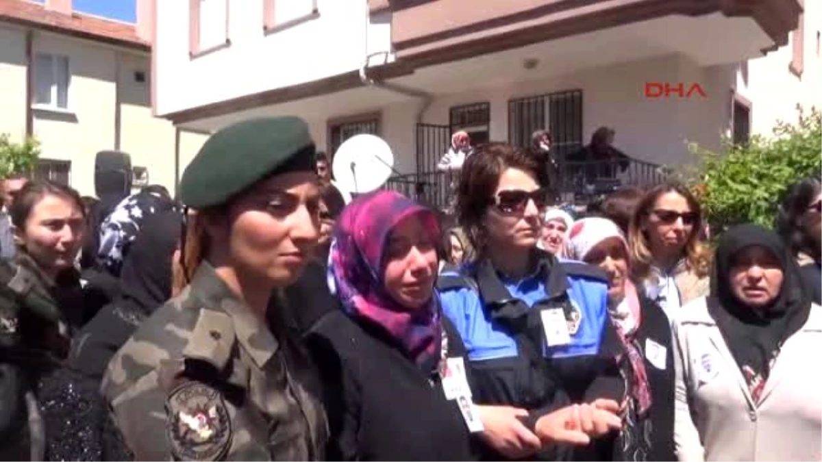 Aksaray Şehit Polis Sinan Kunduracı Aksaray\'da Son Yolculuğuna Uğurladı 2-