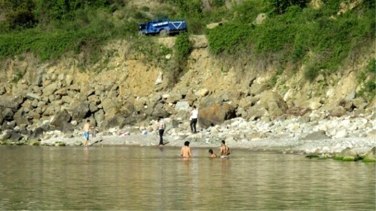 Bartın\'da Deniz Sezonu Erken Açıldı