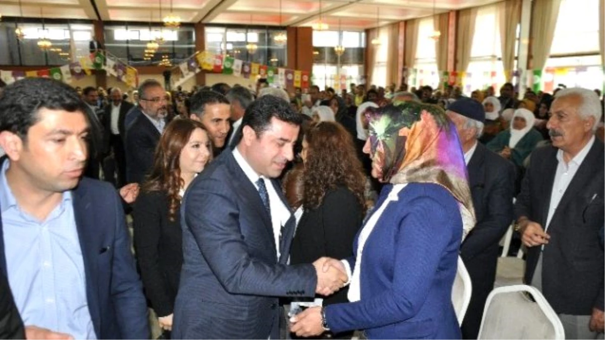 Demirtaş\'tan Dokunulmazlık Resti: Kellemiz Gitse Kabul Etmeyiz