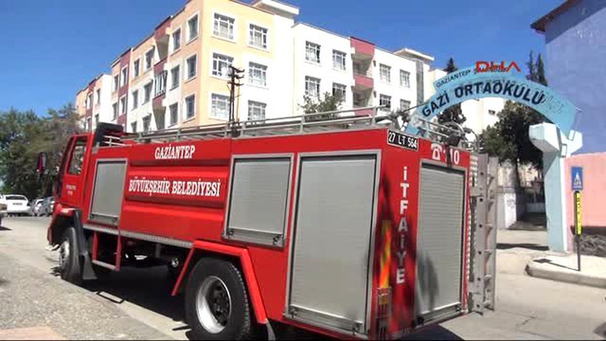 Gaziantep\'te Okulda Yangın Paniği