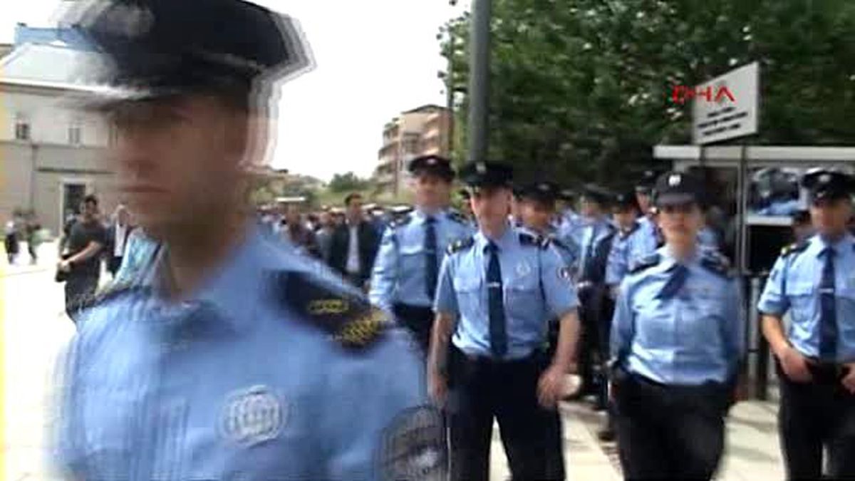 Kosova\'da Gazilerden Başbakanlık Önünde Eylem