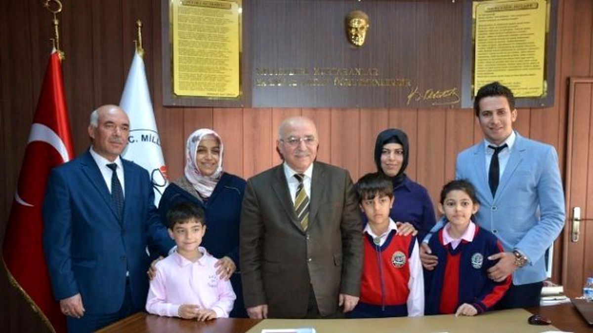Öğrenciler Ödüllendirildi