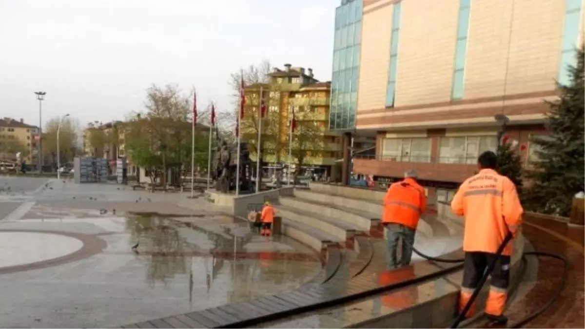 Safranbolu Belediyesinden Bahar Temizliği