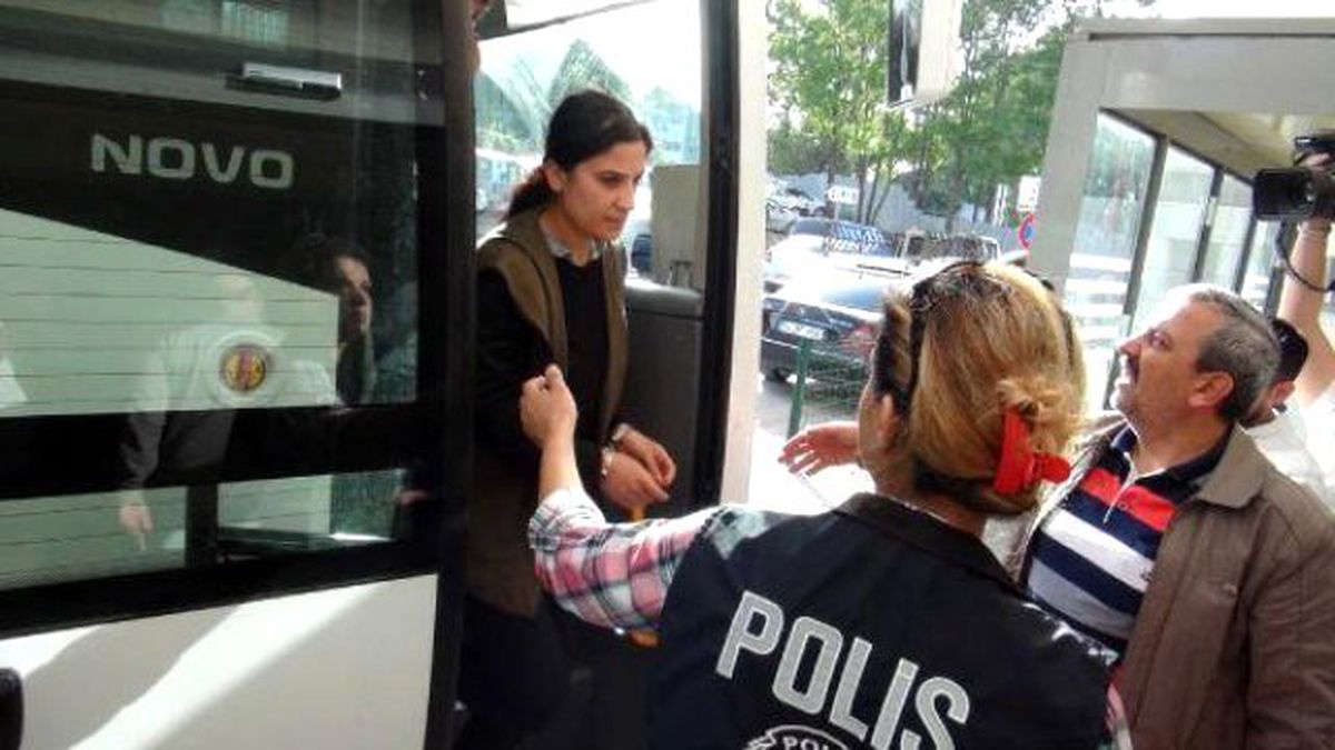 Sakarya\'da Terör Operasyonunda Gözaltına Alınanlar Adliyeye Sevk Edildi