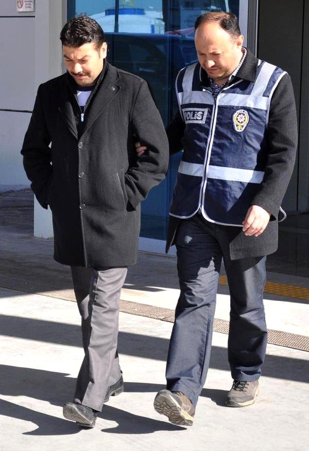 Sivas\'ta \'Paralel Yapı\' Operasyonunda 11 Tutuklama