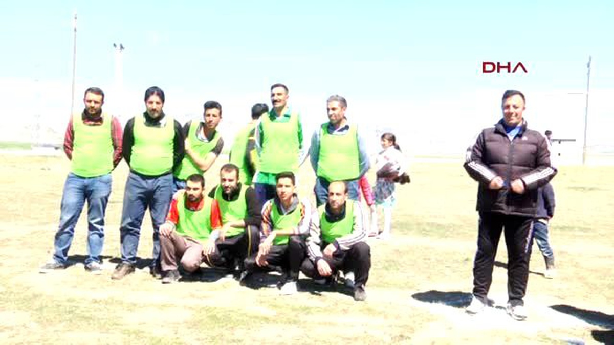 Van \'Yaşlılar\' Takımı, \'Gençler\'i 2-1 Yendi