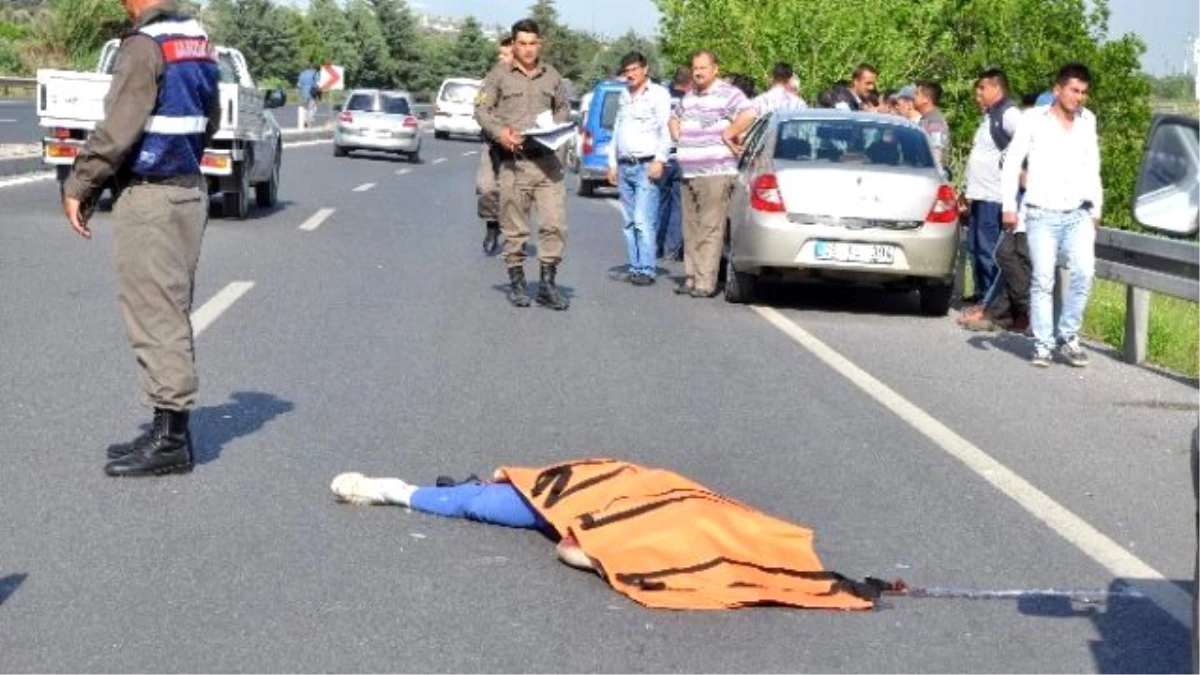 Aydın\'da Trafik Kazası, Motosiklet Sürücüsü Genç Feci Şekilde Hayatını Kaybetti